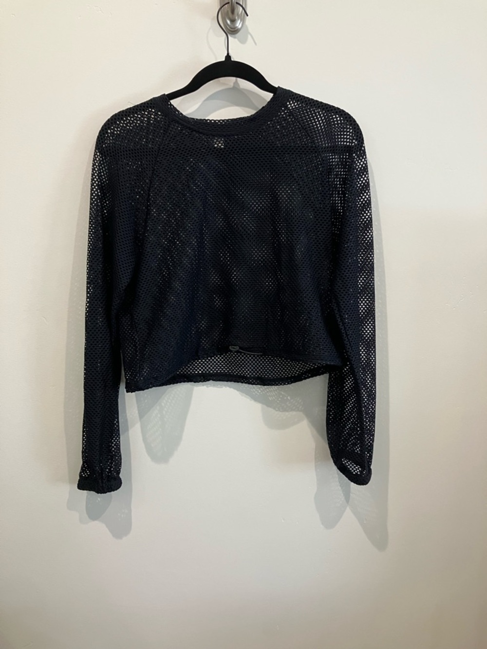 Roark Black Mesh Long-Sleeve Cropped Pullover